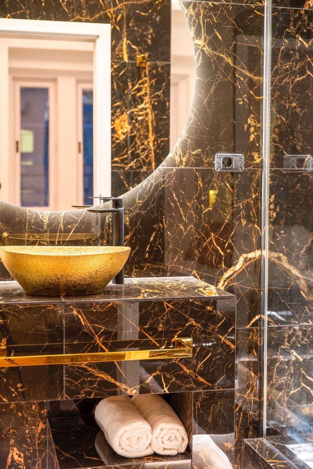 Vip Jacuzzi Luxury Apartment Budapesta Exterior foto